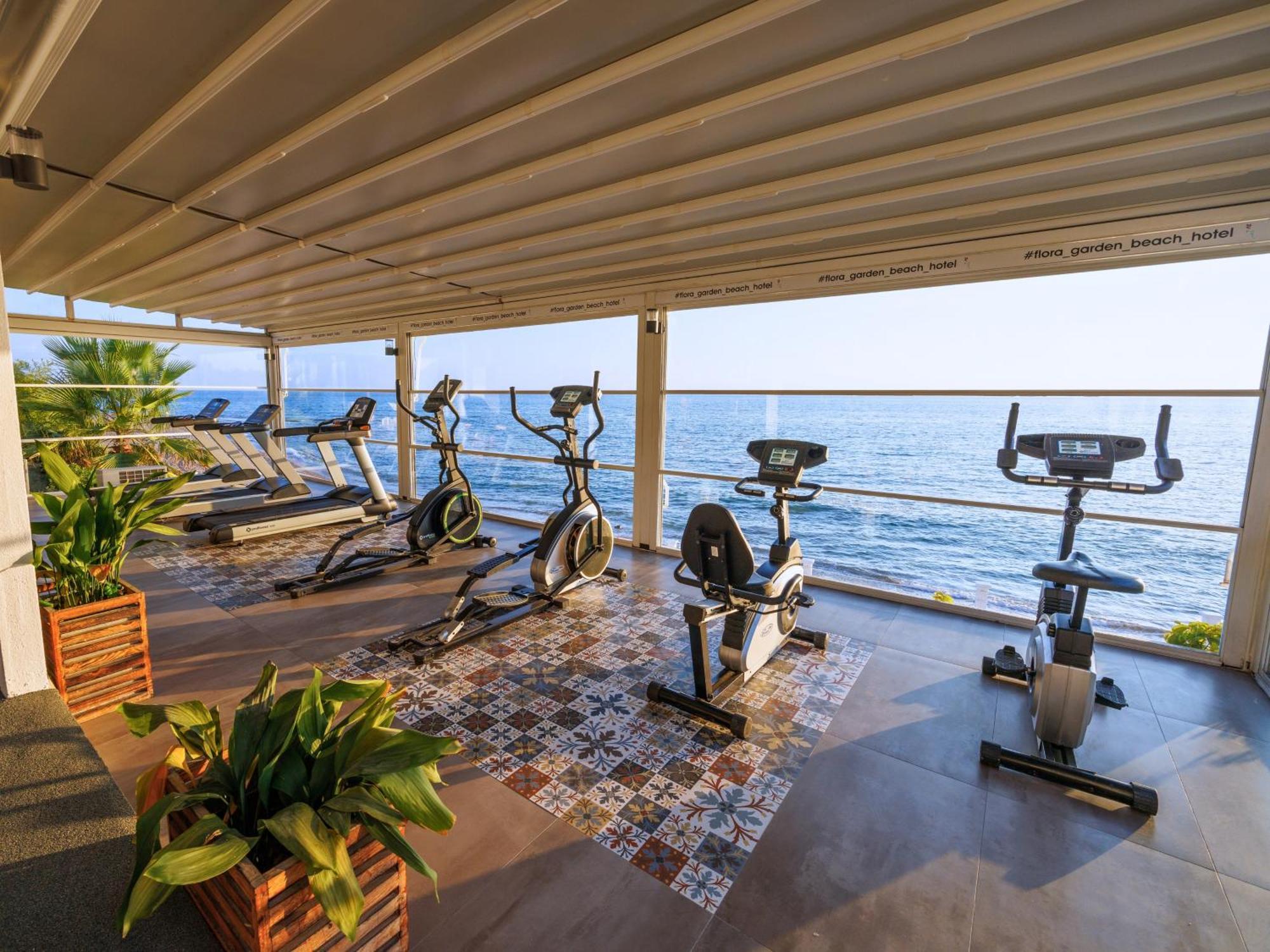 Flora Garden Beach Hotel - Adults Only 16 Plus - Couples Concept Kızılot المظهر الخارجي الصورة