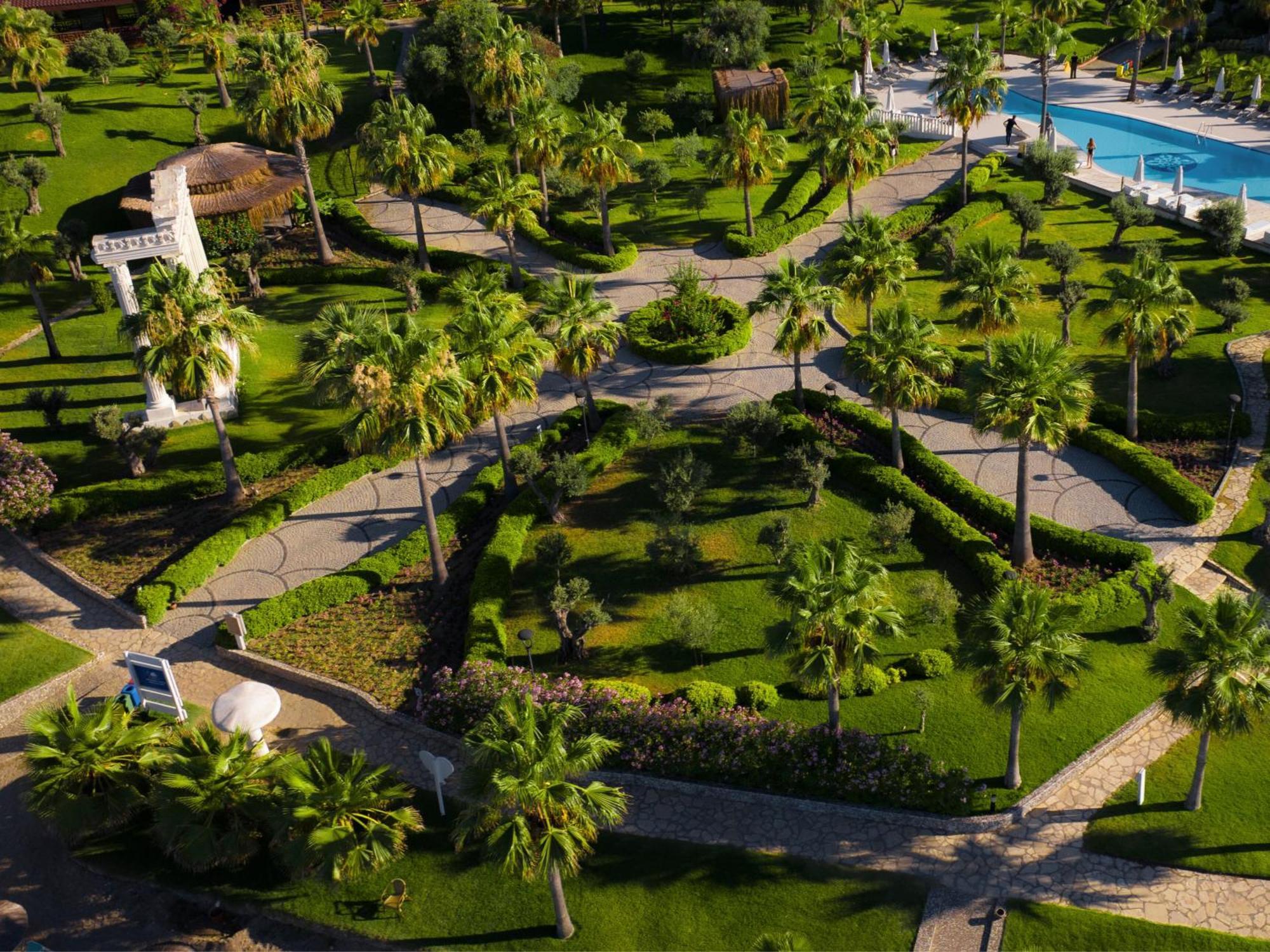 Flora Garden Beach Hotel - Adults Only 16 Plus - Couples Concept Kızılot المظهر الخارجي الصورة