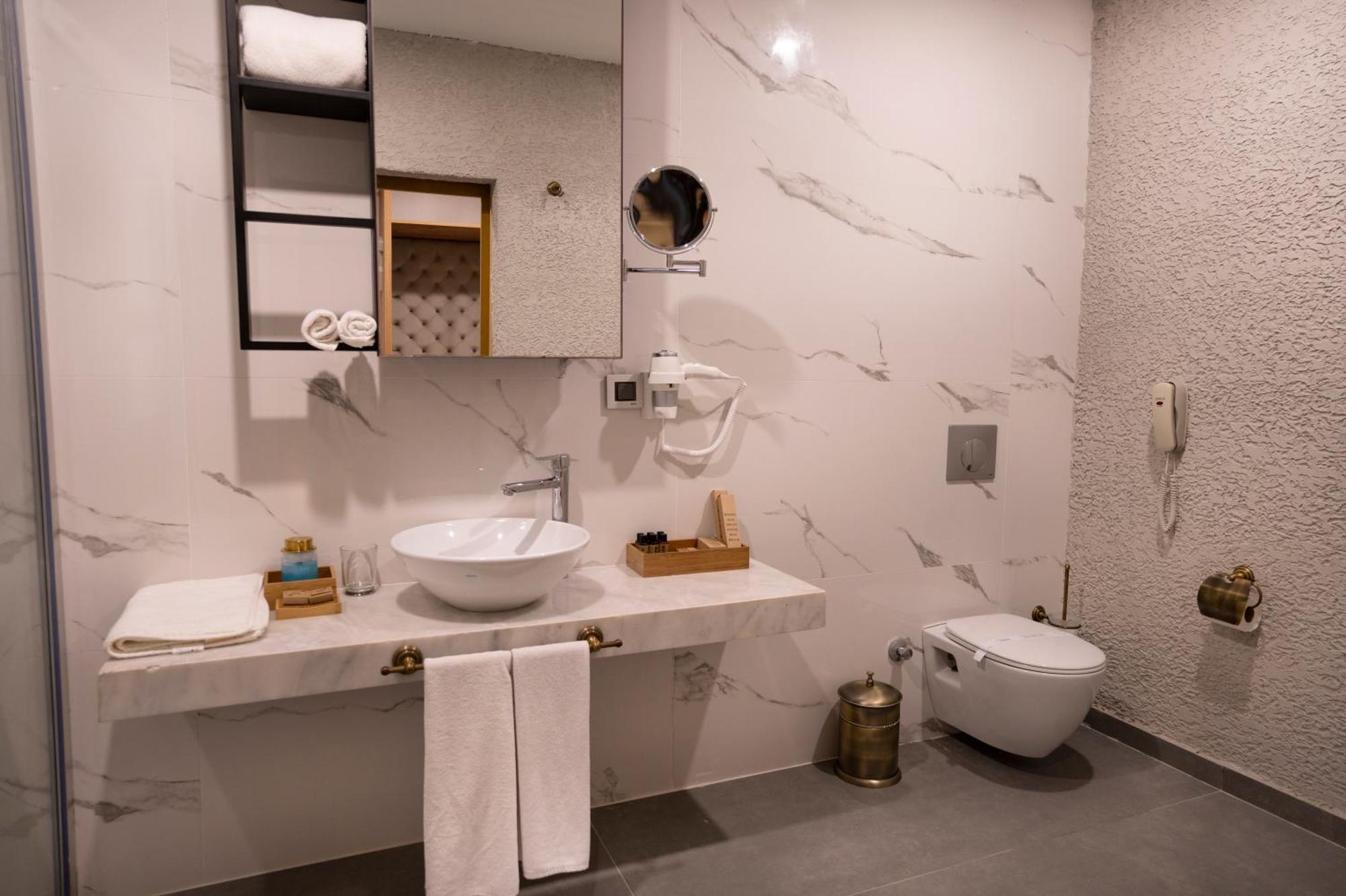 Flora Garden Beach Hotel - Adults Only 16 Plus - Couples Concept Kızılot المظهر الخارجي الصورة