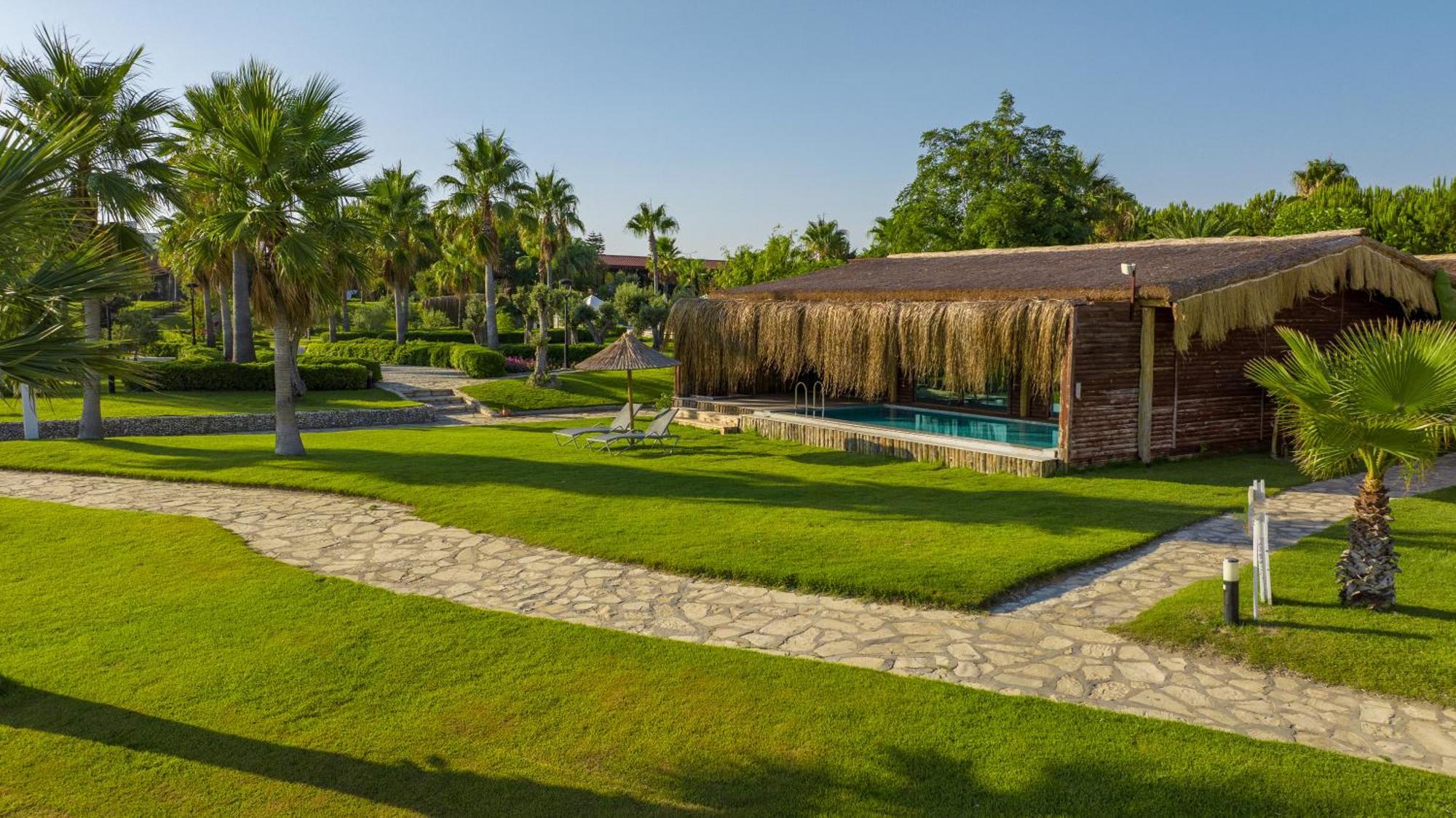 Flora Garden Beach Hotel - Adults Only 16 Plus - Couples Concept Kızılot المظهر الخارجي الصورة